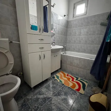 Neversea Apartman *